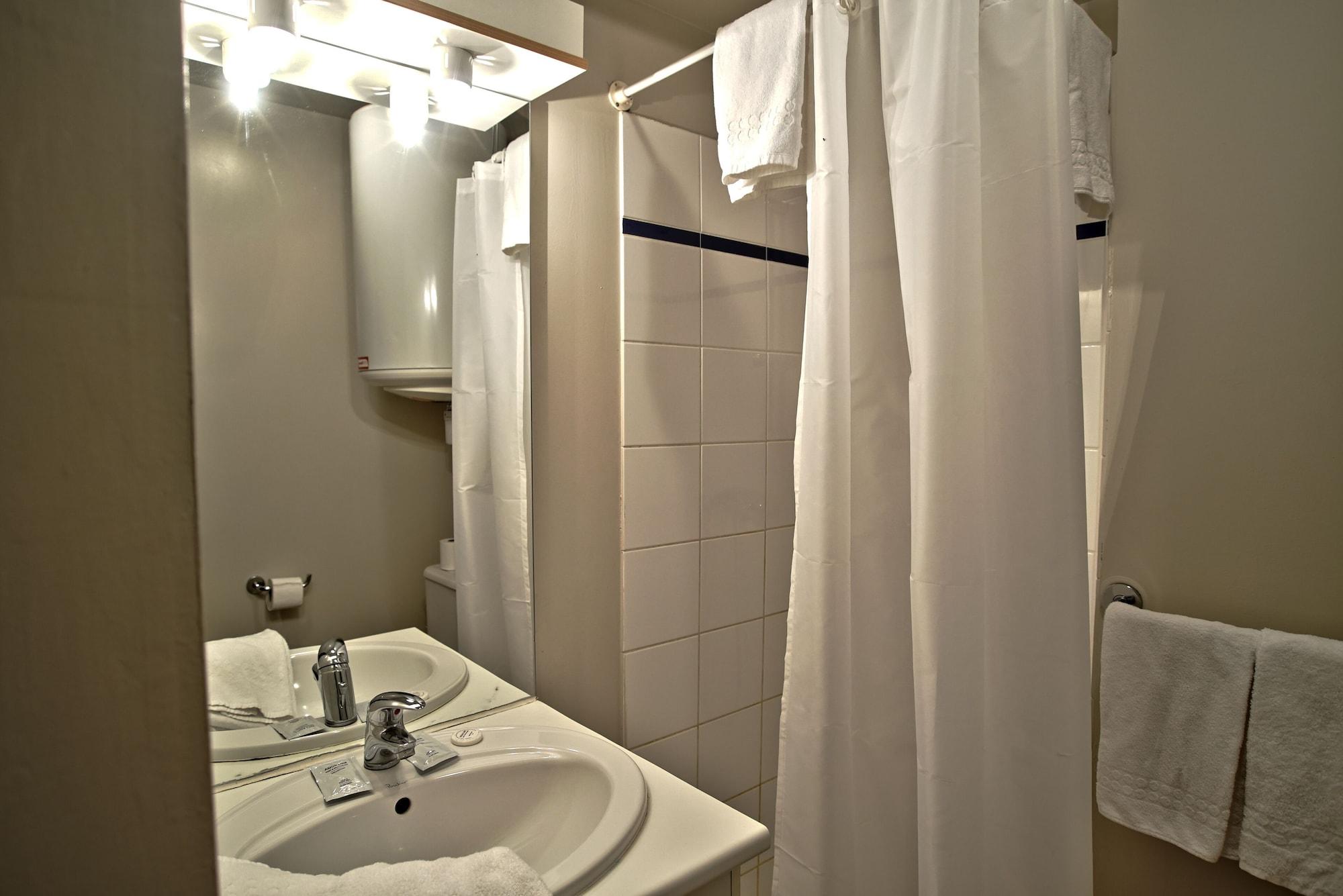 Kosy Appart'Hotels - La Salamandre Awinion Zewnętrze zdjęcie