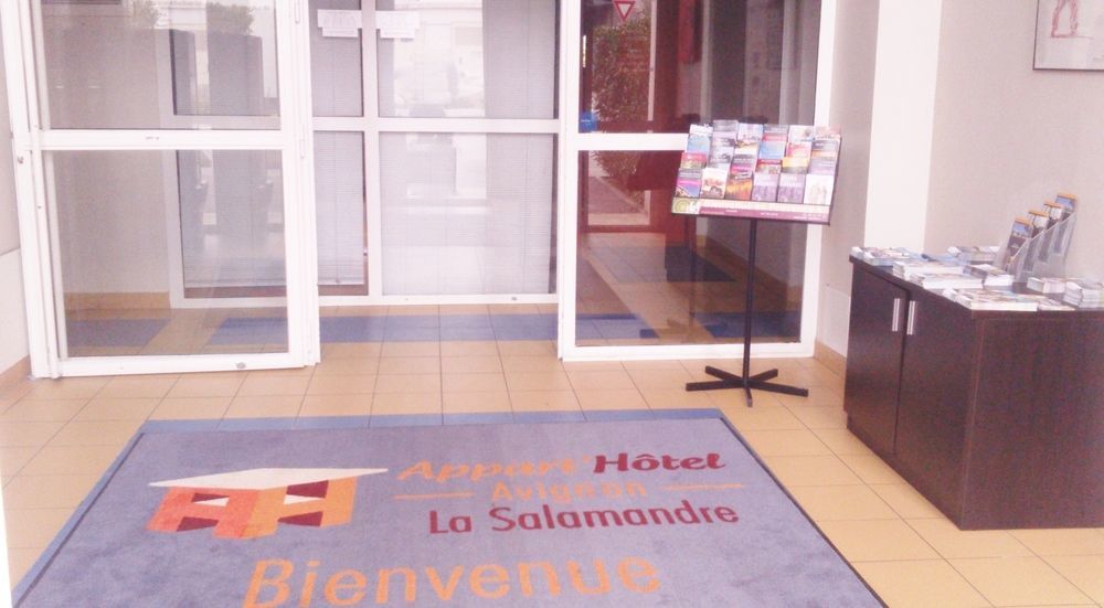 Kosy Appart'Hotels - La Salamandre Awinion Zewnętrze zdjęcie